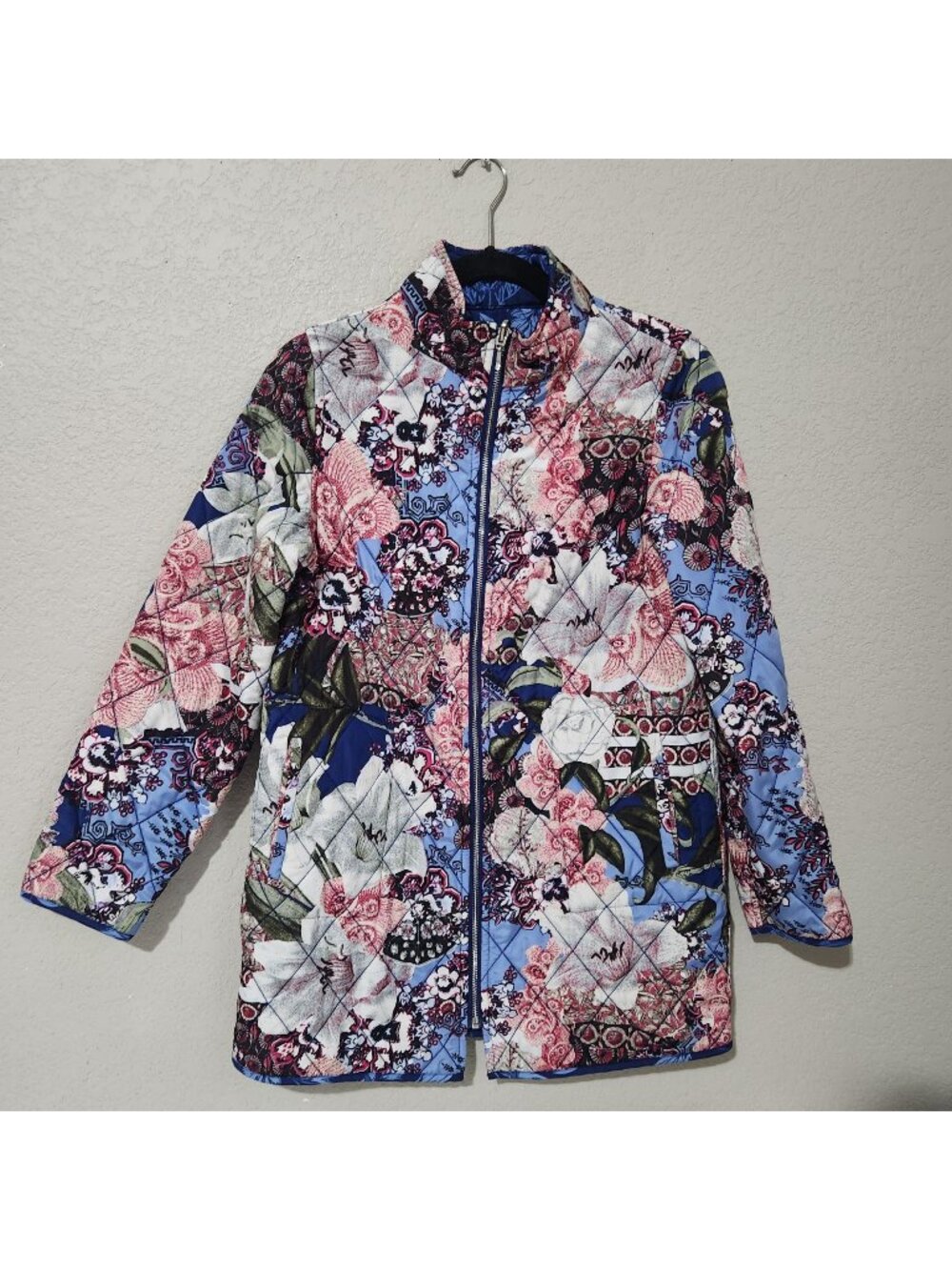 Quilted Jacket Size Medium Reversible Floral